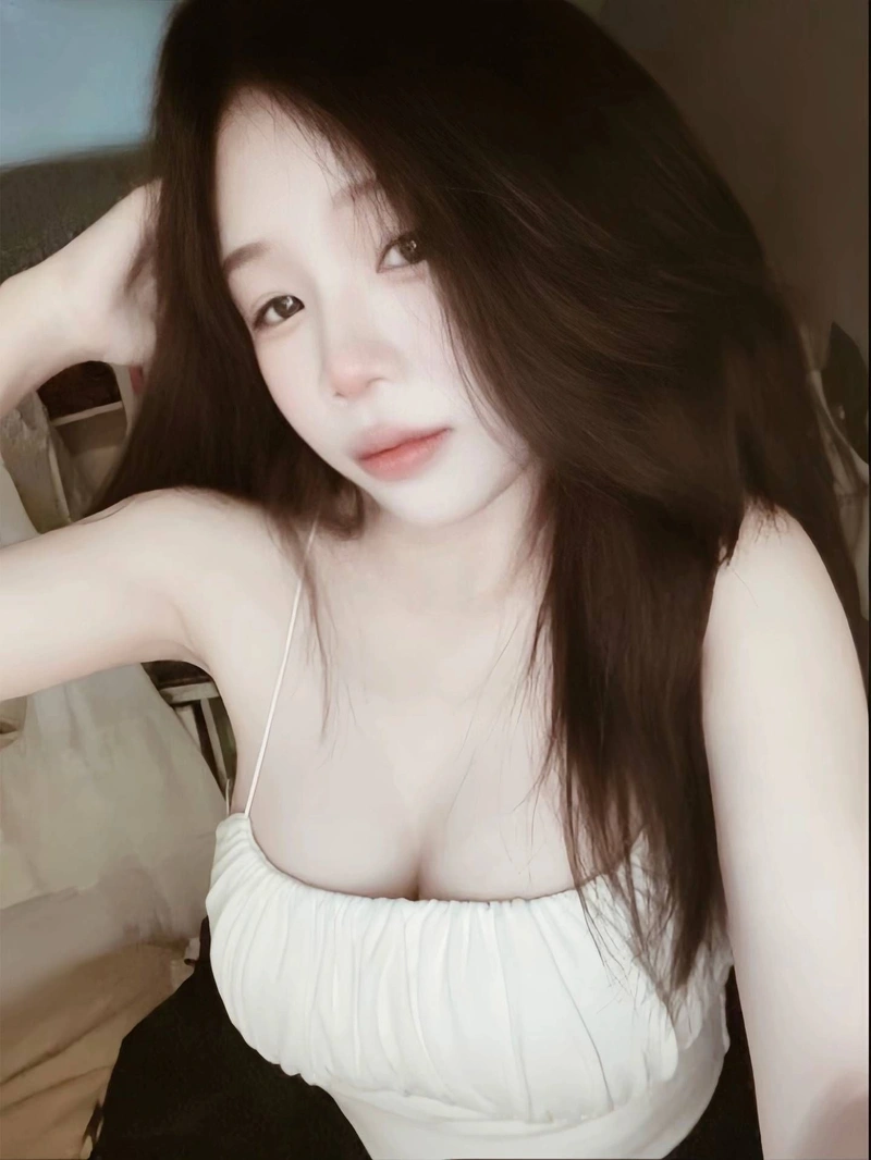 Hình gái xinh lớp 10 ngây thơ đáng yêu