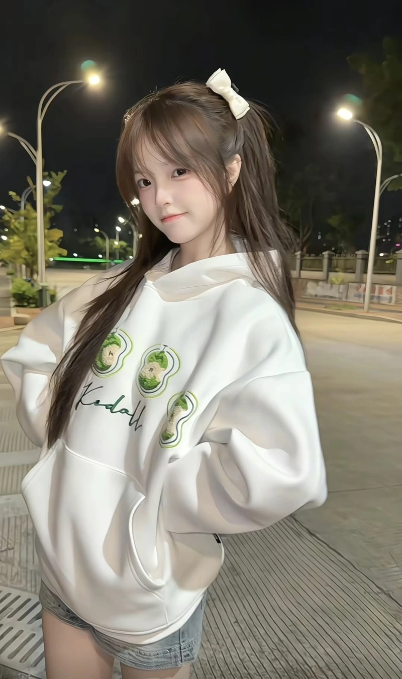 Hình gái xinh lớp 6 ngọt ngào vui tươi