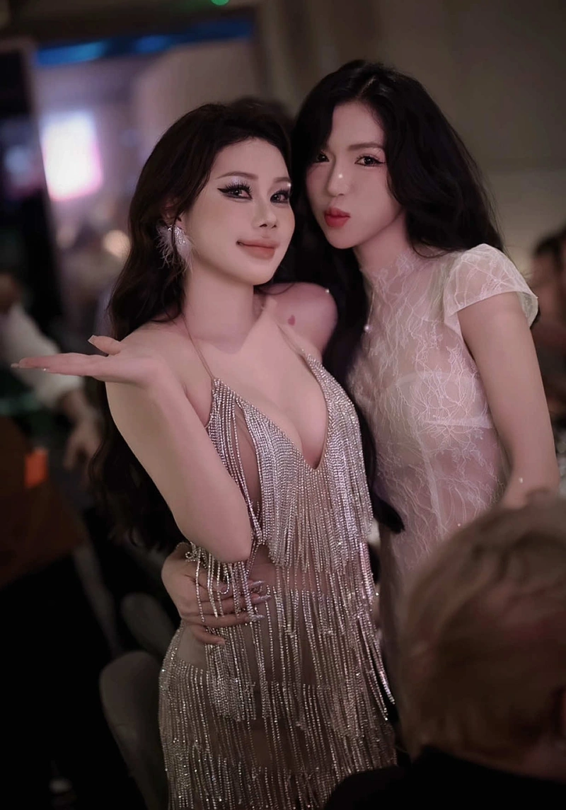 Tuệ Vy Tiktoker nóng bỏng với vòng ba khủng