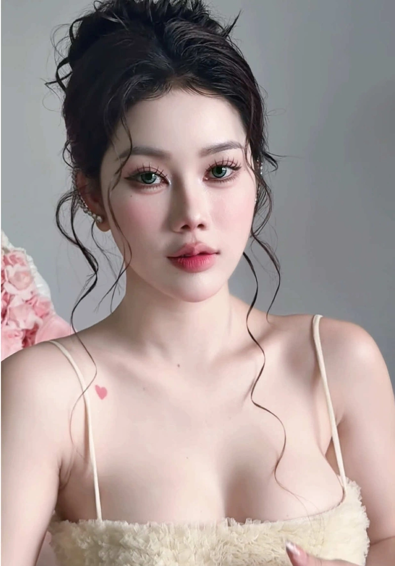 Tuệ Vy Tiktoker sexy cởi hết đồ full HD