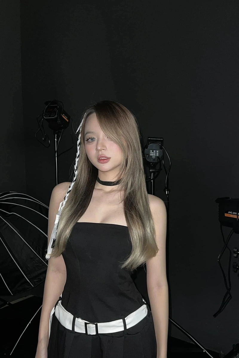 Vũ Ngọc Kim Chi bikini sexy full HD lộ đường cong